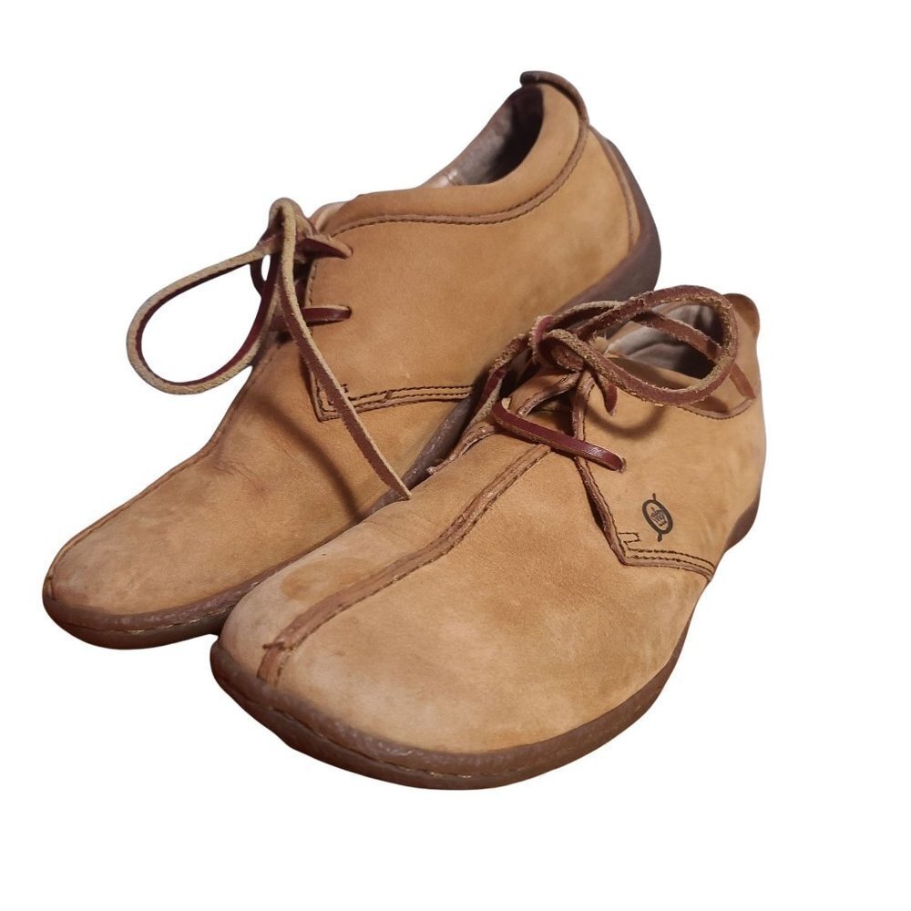 Born Mens handcrafted footwear  leather size 6.5